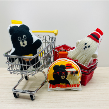 出展者名
